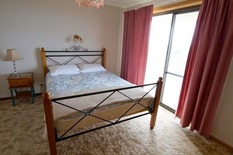 Fensom's Holiday Home - South Australia Travel 25