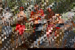 Didgeridoo Jam In The Park - South Australia Travel 0