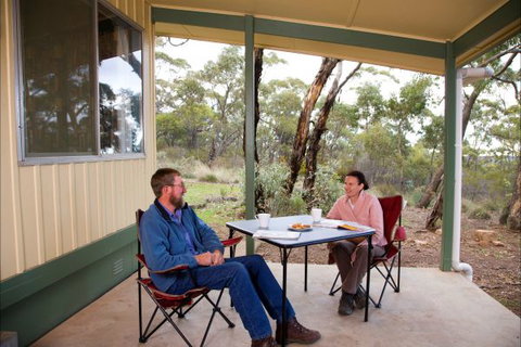Alligator Lodge - Mount Remarkable National Park - South Australia Travel 4