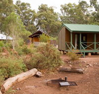 Alligator Lodge - Mount Remarkable National Park - South Australia Travel