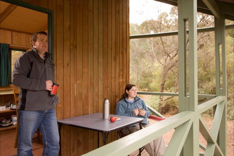 Alligator Lodge - Mount Remarkable National Park - South Australia Travel 2