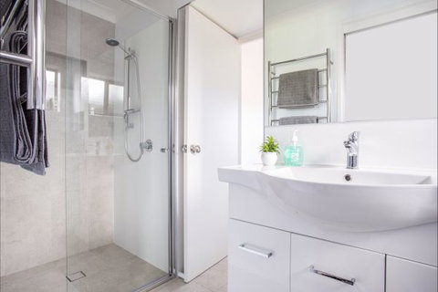 Seacliff Mollymook - South Australia Travel 7