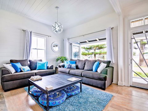 Driftwood Beach House - South Australia Travel 3