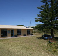 LJ Hooker Goolwa Holiday Rentals - 15 Eaton Avenue Goolwa Beach - South Australia Travel