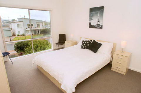 Ocean Sounds - South Australia Travel 7