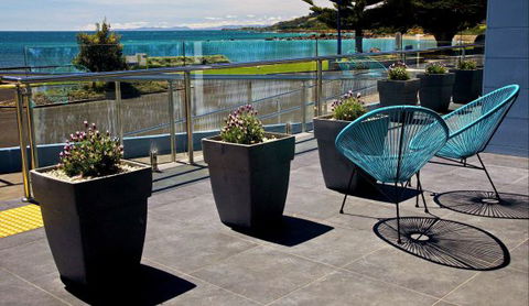 Penguin Beachfront Apartments - South Australia Travel 0