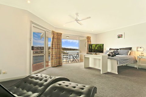 SALT Waterfront Apartment - South Australia Travel 4