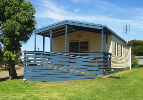 Elliston Waterloo Bay Tourist Park - South Australia Travel 3