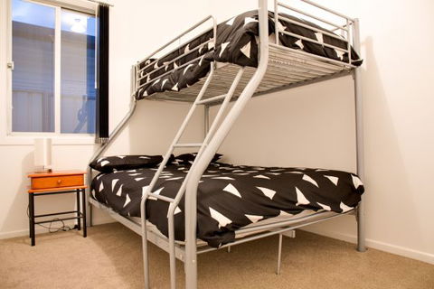Sapphire Cottage - South Australia Travel 16