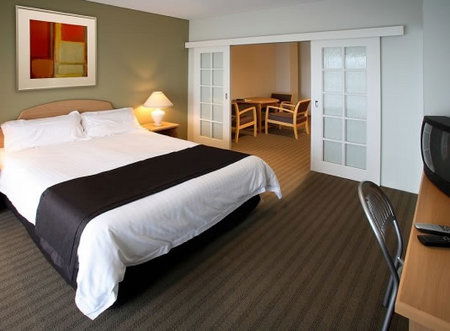 All Suites Perth - South Australia Travel 3