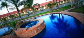 Best Western Pines Country Club Motor Inn - South Australia Travel 1