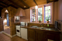 Florennes Heritage Cottage - South Australia Travel 1