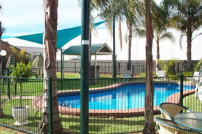 Murrayland Holiday Apartments - South Australia Travel 0