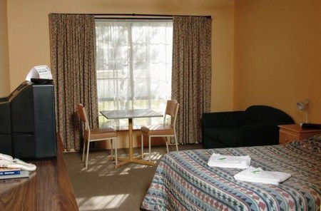 Bakery Park Motor Inn - South Australia Travel 1