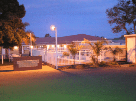Charles Rasp Motor Inn And Cottages - South Australia Travel 0