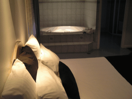 Charles Rasp Motor Inn And Cottages - South Australia Travel 1