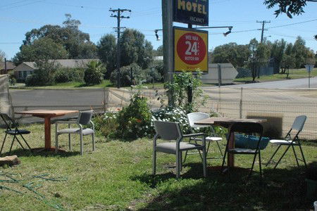 Cottonfields Motel - South Australia Travel 1
