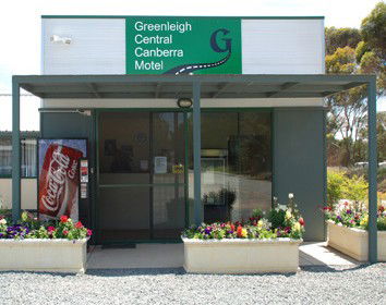 Greenleigh Central Canberra Motel - South Australia Travel 0