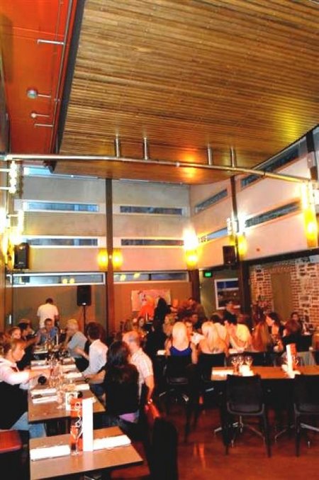 Austral Hotel - South Australia Travel 1