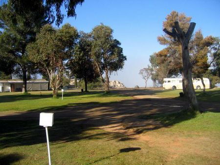 Rivers Edge Caravan Park - South Australia Travel 3