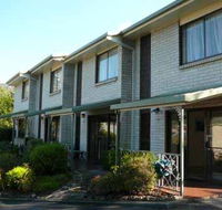 Davey Place Holiday Townhouses - South Australia Travel