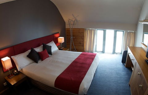Perisher Valley Hotel - South Australia Travel 3