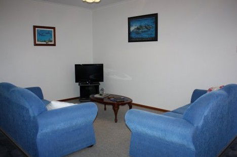 Robe Dolphin Court Apartments - South Australia Travel 4