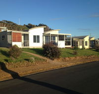Azzure Beach Houses - South Australia Travel