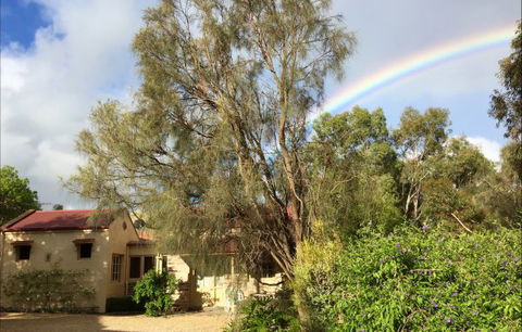 Gasworks Cottages Strathalbyn - South Australia Travel 6