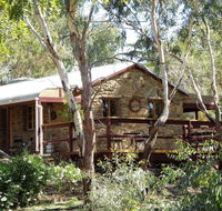 1860 Wine Country Cottages - South Australia Travel
