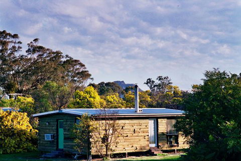 Mount Zero Log Cabins - South Australia Travel 0