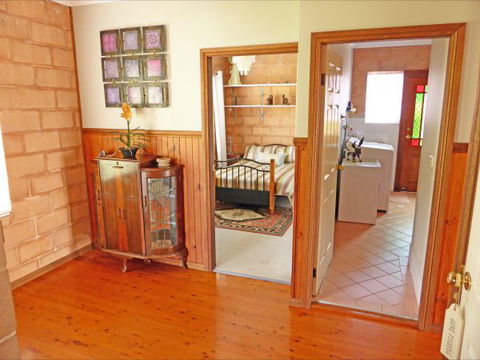 Oriental At Orient Point - South Australia Travel 2