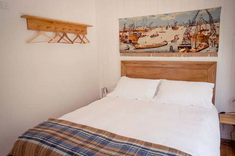 Sandalwood Shearing Shed - South Australia Travel 9