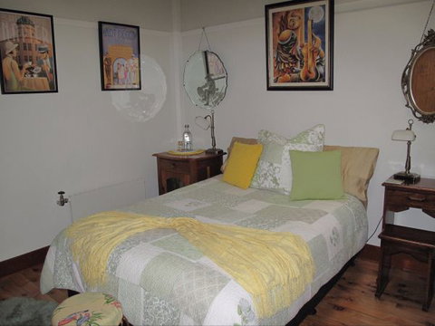 B&B Wodonga - Art Deco Accommodation - South Australia Travel 3
