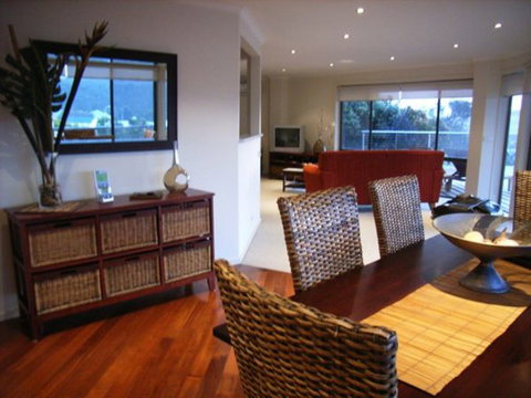 C-Deck Beach House Apartment - South Australia Travel 0