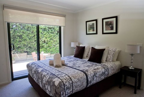C-Deck Beach House Apartment - South Australia Travel 1