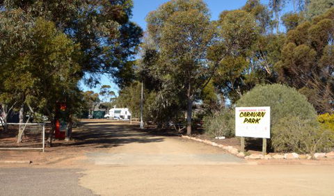 Carrieton Caravan Park - South Australia Travel 0