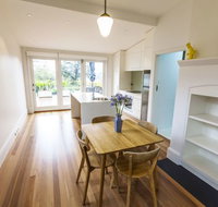 Cockatoo Island Holiday Houses - South Australia Travel
