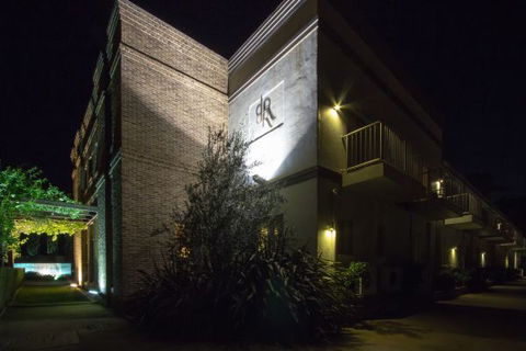 De Russie Boutique Hotel Orange - South Australia Travel 7