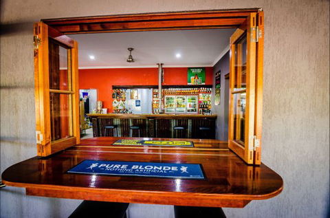 Goldfields Hotel And Finnigan's Rest - South Australia Travel 4