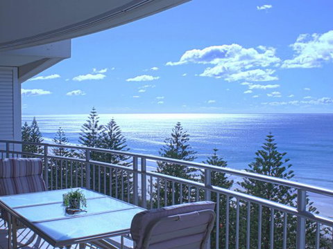 Indigo Blue Beachfront Holiday Apartments - South Australia Travel 0