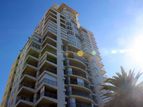 Indigo Blue Beachfront Holiday Apartments - South Australia Travel 1