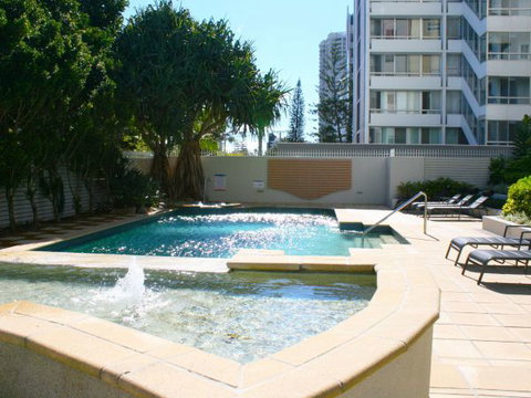 Indigo Blue Beachfront Holiday Apartments - South Australia Travel 2