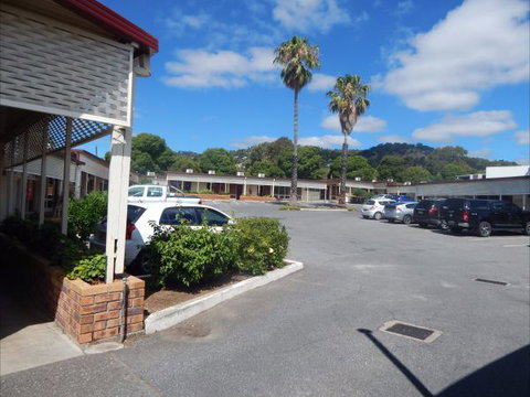 Jacksons Motor Inn - South Australia Travel 8