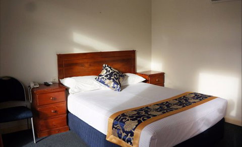 Jacksons Motor Inn - South Australia Travel 9
