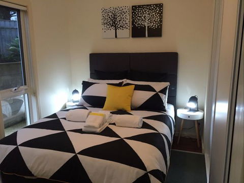 Lyreen's Apartment Bed And Breakfast - South Australia Travel 3