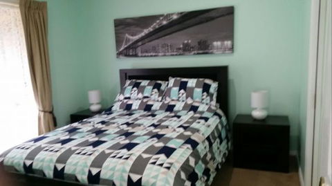 Numurkah Apartments - The Miekleljohn - South Australia Travel 5