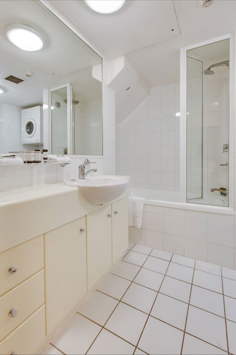 Oakwood Hotel And Apartments Brisbane - South Australia Travel 8