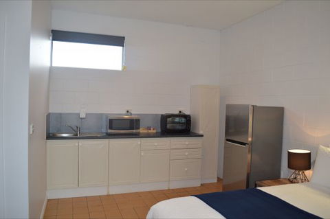 Penguin Seaside Motel - South Australia Travel 2