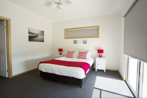 RED FIN Part Of BLUE FIN HOLIDAY HOMES - South Australia Travel 3